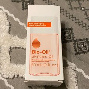 Skincare Oil - 60 mL - White and Orange